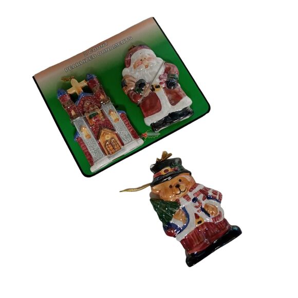 🎄 Vintage Ornament Trio | Santa Church Bear 🧸3–4" Tall Holiday Splendor ✨ - Picture 14 of 14